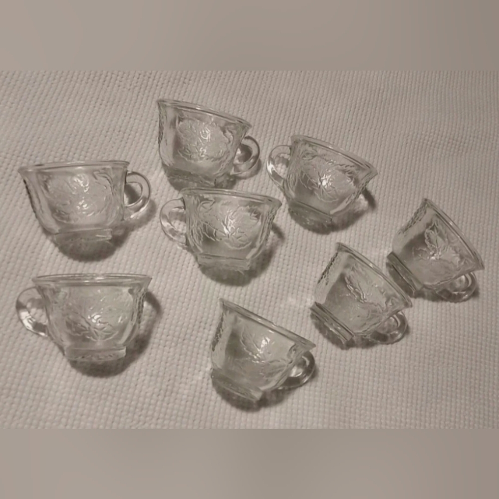 Vintage Indiana Glass Princess Grape Leaf Punch Cups Set Of 8 Circa 1970s Mint